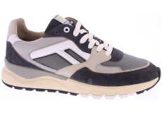 Floris van Bommel De Treener 01 17